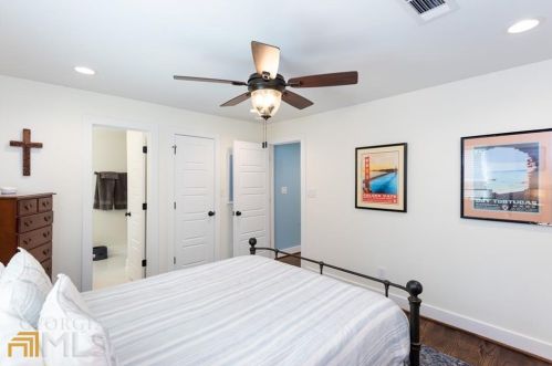 1727 Hardin Ave, Atlanta GA  30337-2059 exterior
