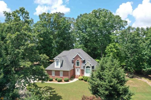 24 Laurel Lakes Dr, Carrollton, GA 30116-5800