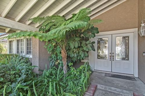 2911 Chippewa Ave, Simi Valley, CA 93063-2016
