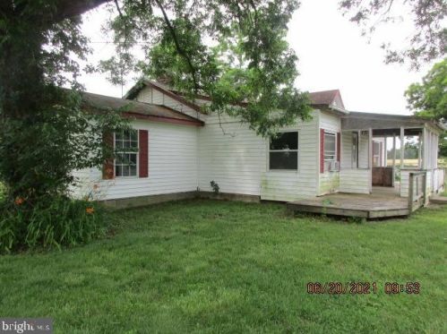 25286 Perimeter Rd, Bowling Green, VA 22427-2822