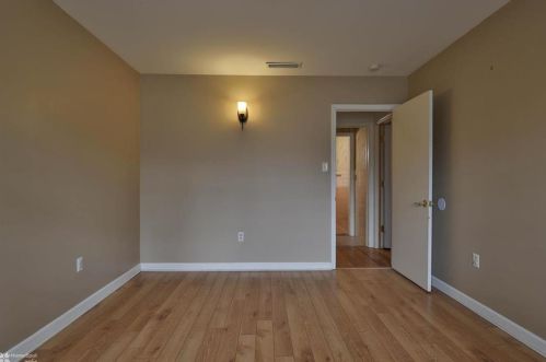 415 Ott St, Allentown PA  18104-6151 exterior