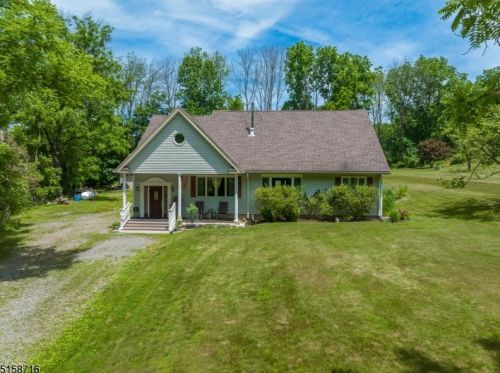276 Stanton Mountain Rd, Lebanon, NJ 08833-3104