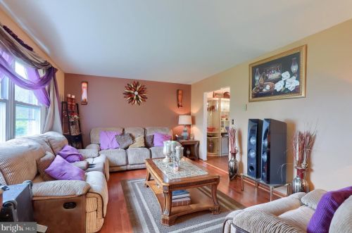 3074 Todd Ln, Lancaster PA  17601-1350 exterior