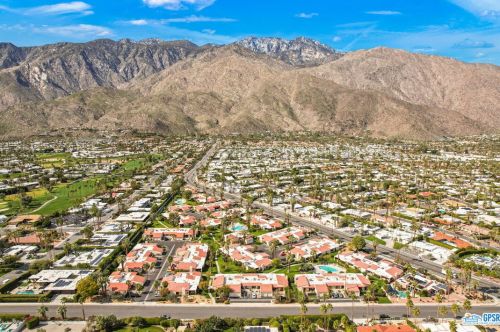 2097 Caliente Dr, Palm Springs, CA 92264-9238