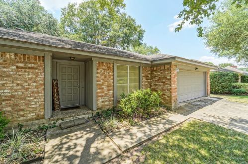 1806 Cedar Dr, Richmond, TX 77469-4804