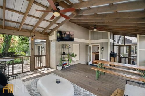 1647 Geary Dr, Atlanta GA  30309-2217 exterior
