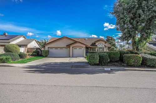 5316 Triple Crown Dr, Bonsall, CA 92003-3515
