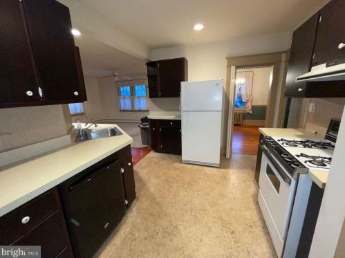 131 Marne Ave, Haddonfield NJ 08033-1443 exterior