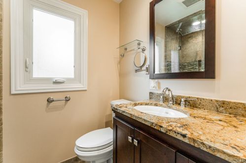 1502 Frank Ave, Bannockburn IL  60015-3523 exterior