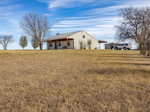1256 Kentucky Town Rd, Whitewright TX 75491-3502 exterior