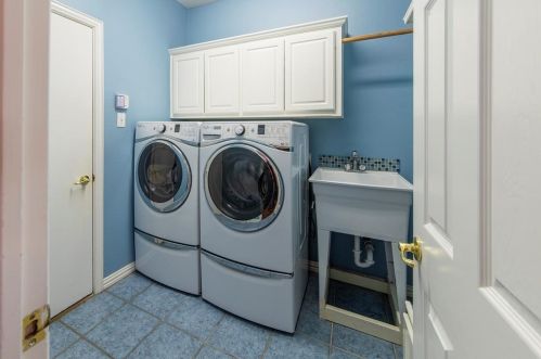 3609 Cimarron Dr, Carrollton TX 75007-6304 exterior