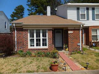 5626 Carisbrooke Ln, Portsmouth, VA 23703-1653