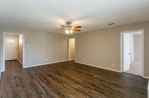 2804 Cibola Dr, Irving TX  75062-5136 exterior