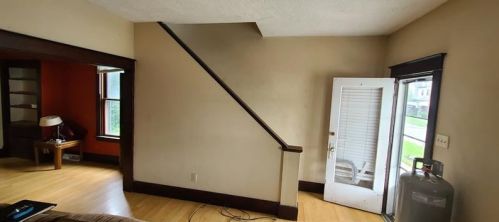 262 Sherman Ave, Vandergrift, PA 15690-1148