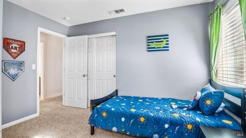 5283 Gramercy Cir, Fairfield CA  94533-6680 exterior