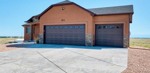 371 Desert Cove Dr, Pueblo CO  81007-2500 exterior