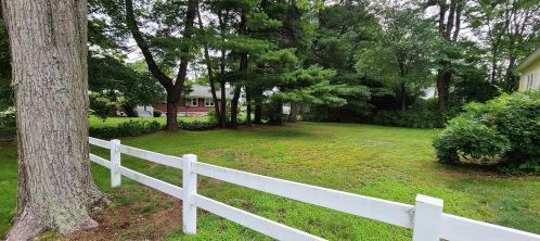 124 Melbourne St, Portsmouth, NH 03801-4820