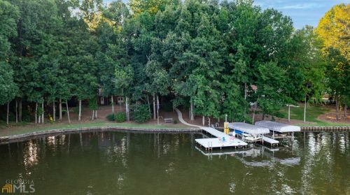 1020 Carpenter Ln, Buckhead, GA 30625-2500
