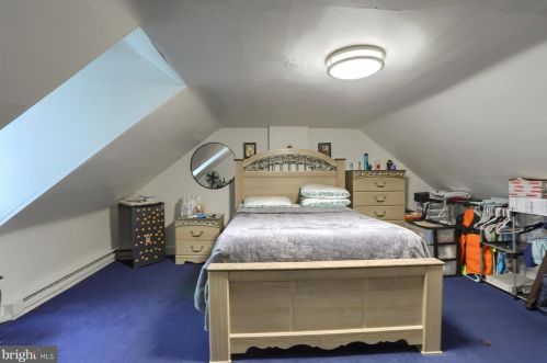 543 Strawberry St, Lancaster PA  17602-4466 exterior