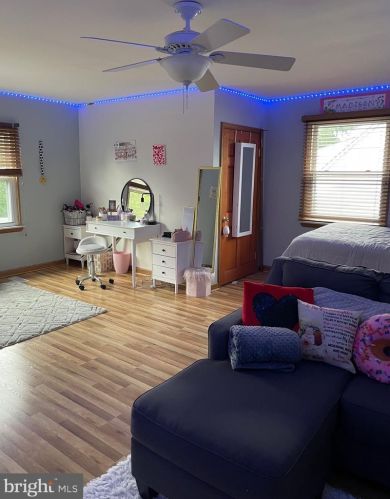 1208 High St, Haddon Heights NJ 08035-1843 exterior