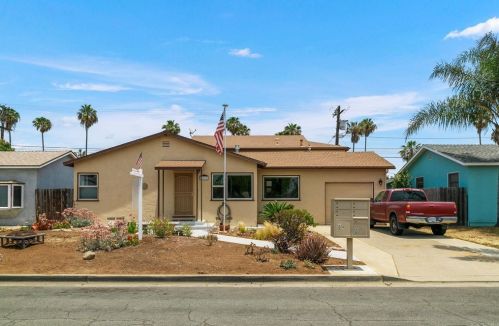 1622 Tremont St, Oceanside, CA 92054-5307