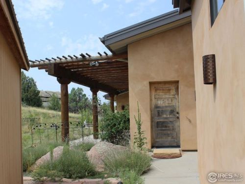 682 Pinon Ridge Rd, Laporte, CO 80535-9755