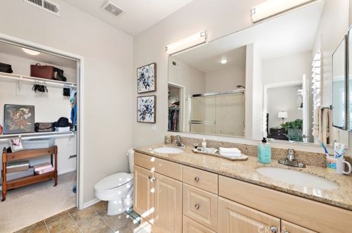 2365 Watermarke Pl, Irvine CA  92612-7695 exterior