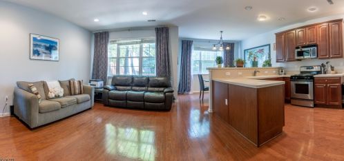 12 Scarlet Oak Dr, Princeton NJ  08540-4610 exterior