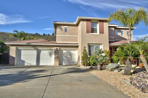 1061 Crimson Dr, San Marcos, CA 92069-1196