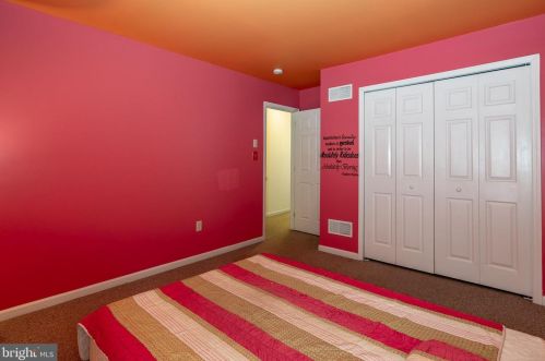 1674 Stony Battery Rd, Lancaster PA  17601-1287 exterior