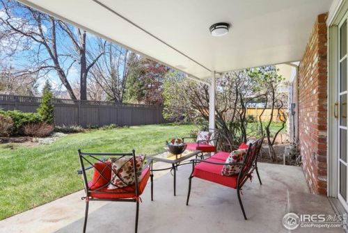 255 Mohawk Dr, Boulder CO  80303-3649 exterior