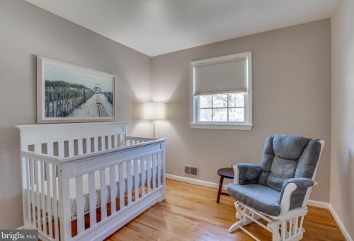 9001 Teddy Rae Ct, Springfield VA 22152-2644 exterior