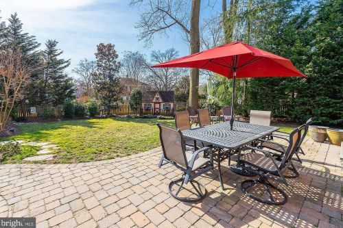 430 Princeton Rd, Tavistock NJ exterior