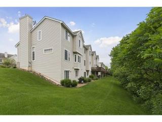 9321 Turnberry Alcove, Saint Paul, MN 55125-7714