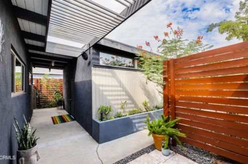 7309 Paso Robles Ave, Van Nuys, CA 91406-2613