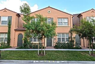 238 Mayfair, Irvine, CA 92620-2155