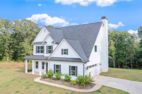 168 Blackthorn Rd, Colbert, GA 30628-0016