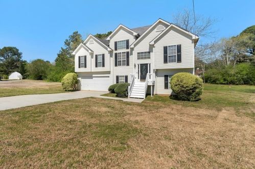 120 Windsong Dr, Porterdale, GA 30016-1824