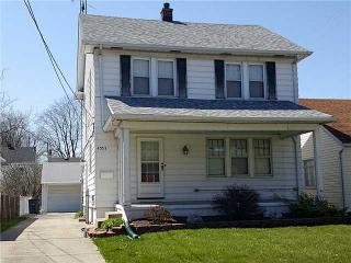 4553 Burnham Ave, Toledo OH  43612-2413 exterior