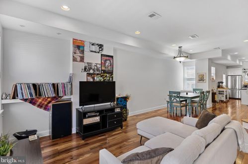 3173 Belgrade St, Philadelphia, PA 19134-5130