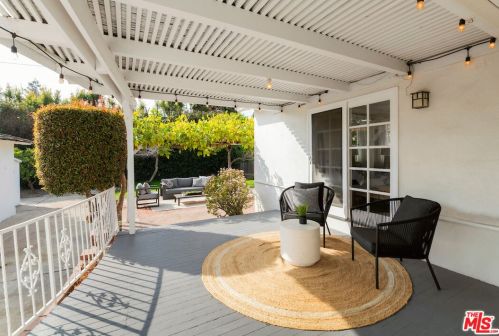 728 26th St, Santa Monica CA  90402-3150 exterior