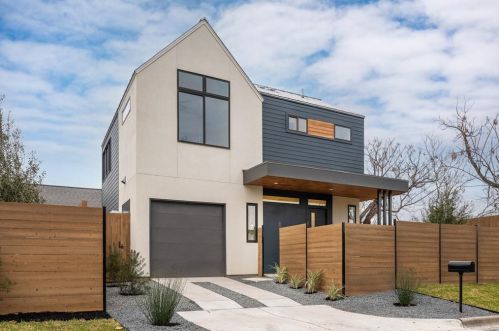 4907 Delores Ave, Austin TX  78721-2107 exterior