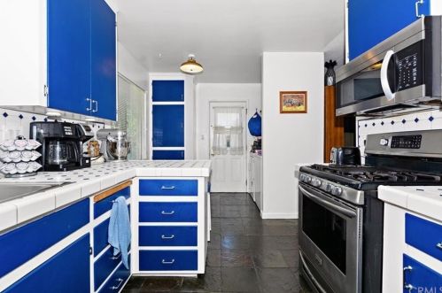 6667 Streeter Ave, Riverside CA  92504-2201 exterior