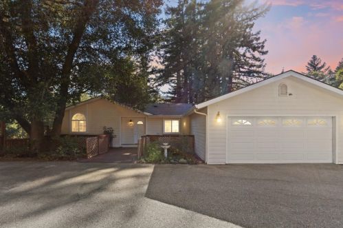180 Little Bear Ln, Big Basin, CA 95006-8654