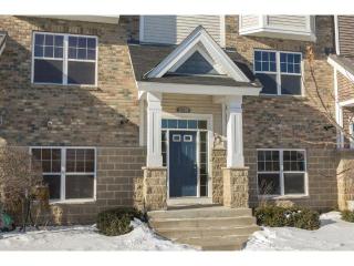 11711 Emery Village Dr, Champlin, MN 55316-2489