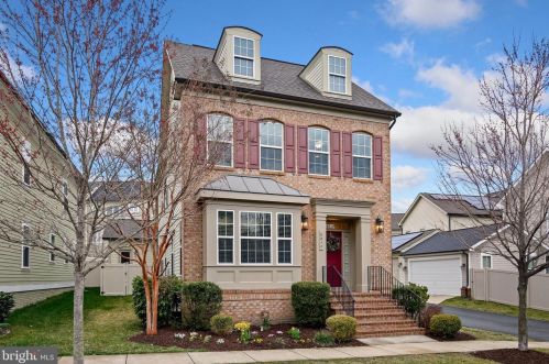 8810 Gunston St, Fulton MD  20759-2308 exterior