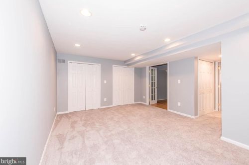 5612 Thicket Ln, Columbia MD  21044-2527 exterior