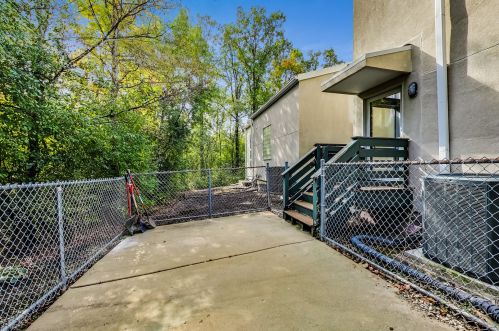 6 Dunsinane Ln, Bannockburn IL  60015-1500 exterior