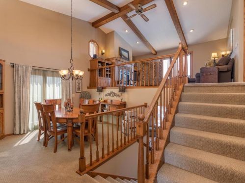 690 Menke Ave, Prior Lake, MN 55379-3207