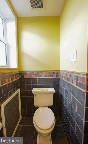 2427 16th St, Philadelphia PA  19132-4439 exterior